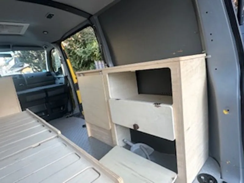 Volkswagen VW T5 Transporter - Bild 12