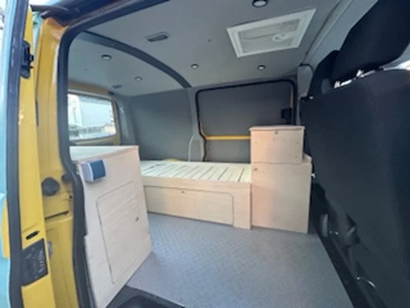 Volkswagen VW T5 Transporter - Bild 6