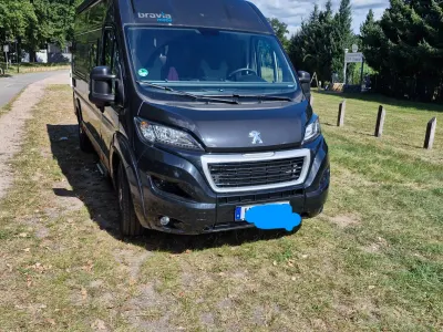 Bravia Mobil 636 Foto 3