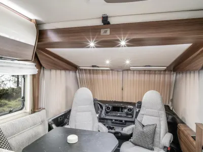 Hymer Vollintegriert B-Klasse MC I 580 6,99 m Foto 5