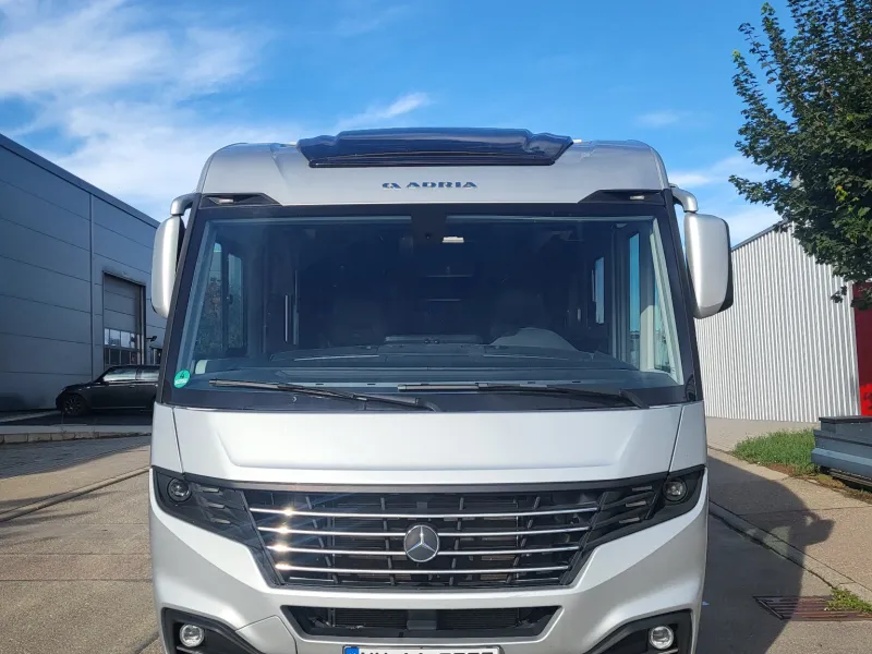 Adria Supersonic 780SL - Bild 2