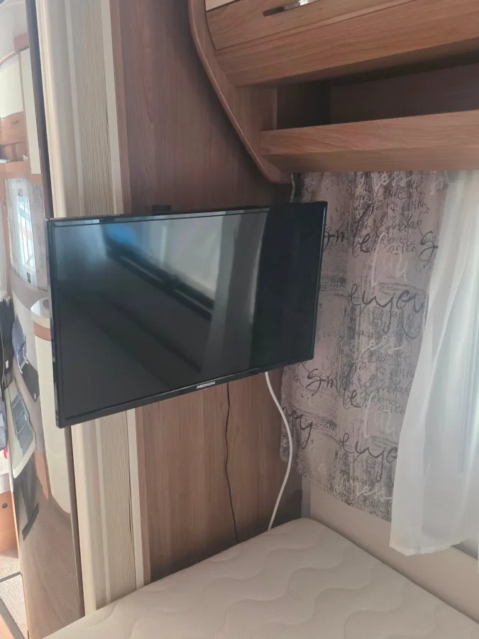 Hobby WFB 495 de Luxe mit Heckbad - Bild 7